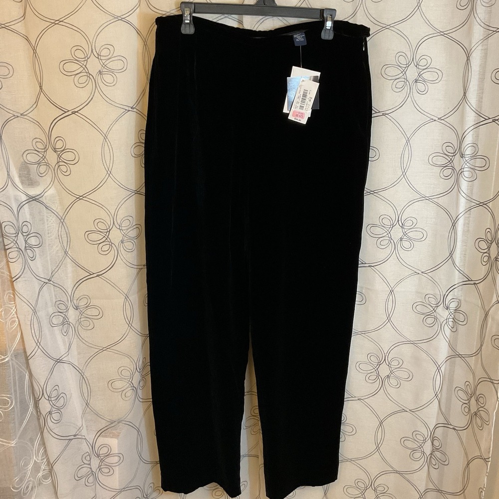 New Women's Preston & York Black Velvet‎ Pants Size 16
